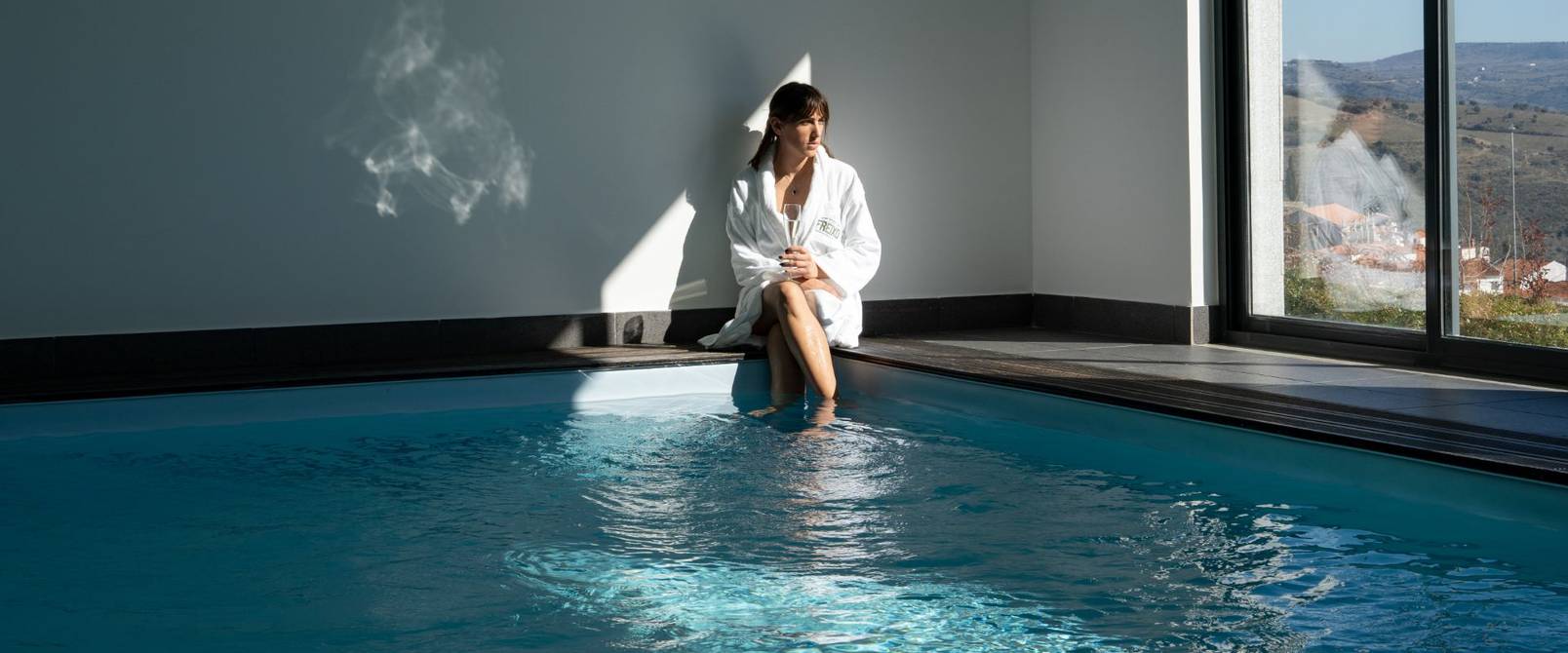 Indoor swimming pool and sauna. Freixo Douro Superior Hotel Freixo de Espada à Cinta