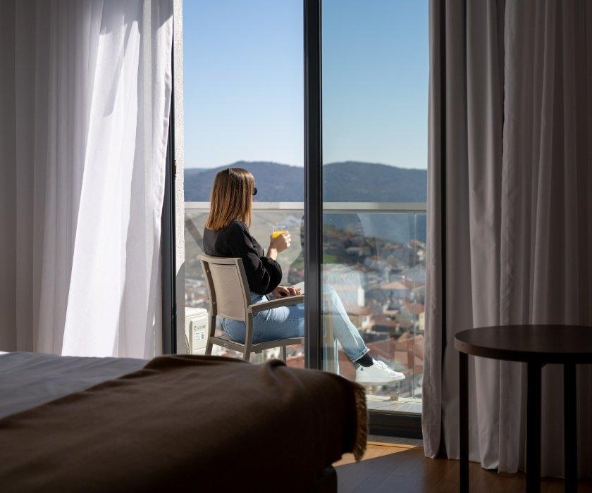Quarto Duplo com Vista Vila Hotel Freixo Douro Superior Freixo de Espada à Cinta Quarto Duplo com Vista Vila Hotel Freixo Douro Superior Freixo de Espada à Cinta